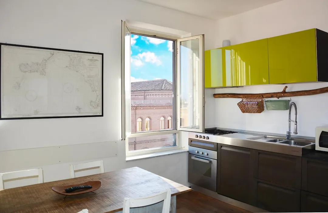 Beachbar Apartment In Rome-1